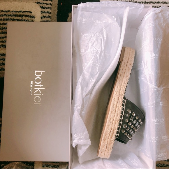 Botkier Julie Slide Sandal - Picture 4 of 7